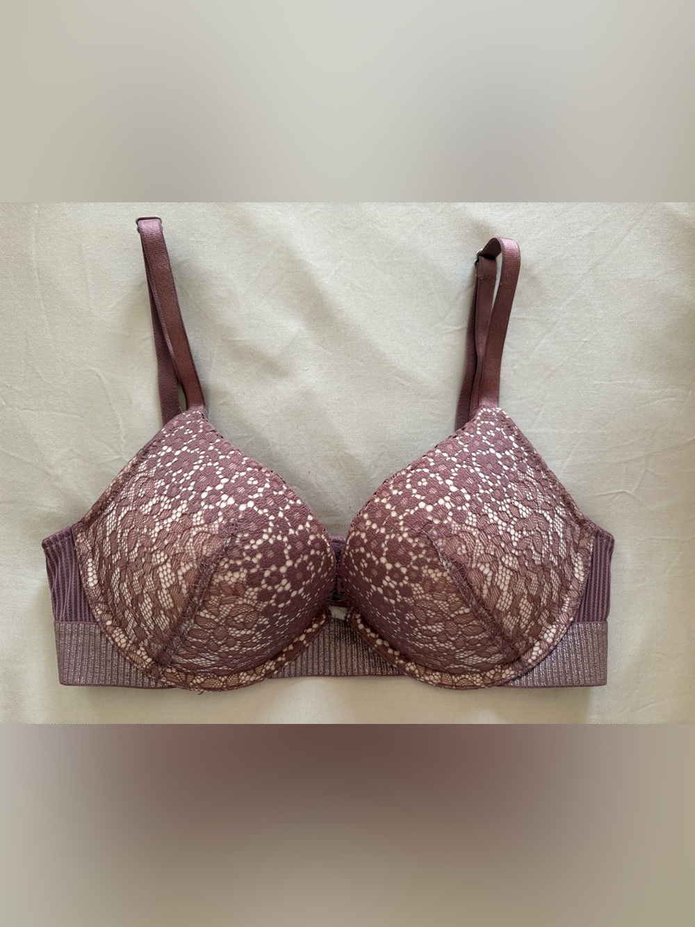 Victoria's Secret Lace Push-Up Bra - Mauve - 32B